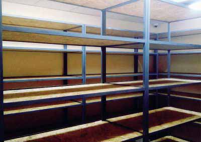 Металлический стеллаж в больницу