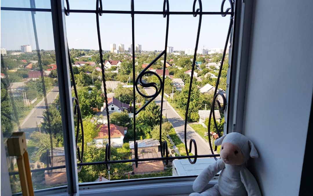 Решетка на окно от выпадения ребенка