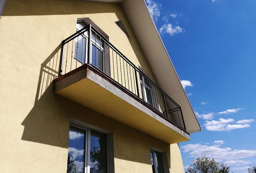 Перила-балконные ограждения на балкон в стиле лофт от 22.05.20 (артикул 220520)
