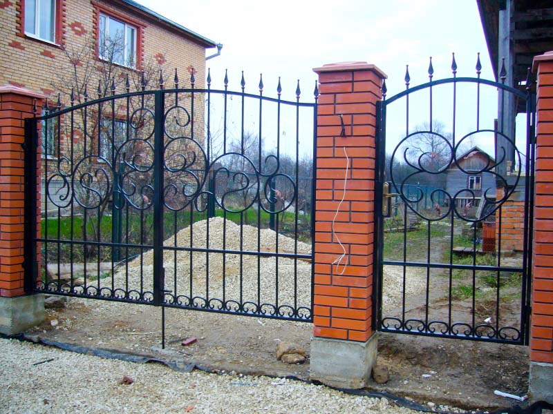 Решетчатые садовые ворота